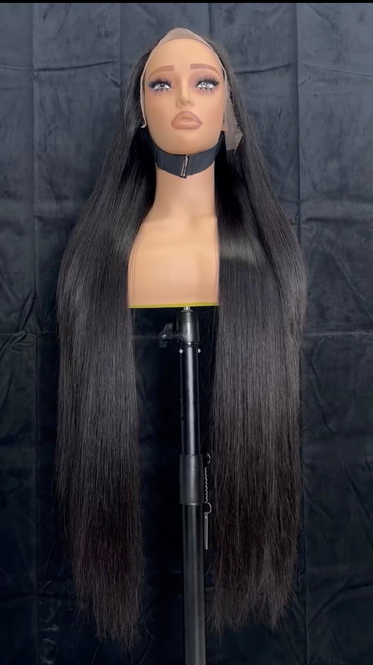 Straight Frontal Wig (200% Density)